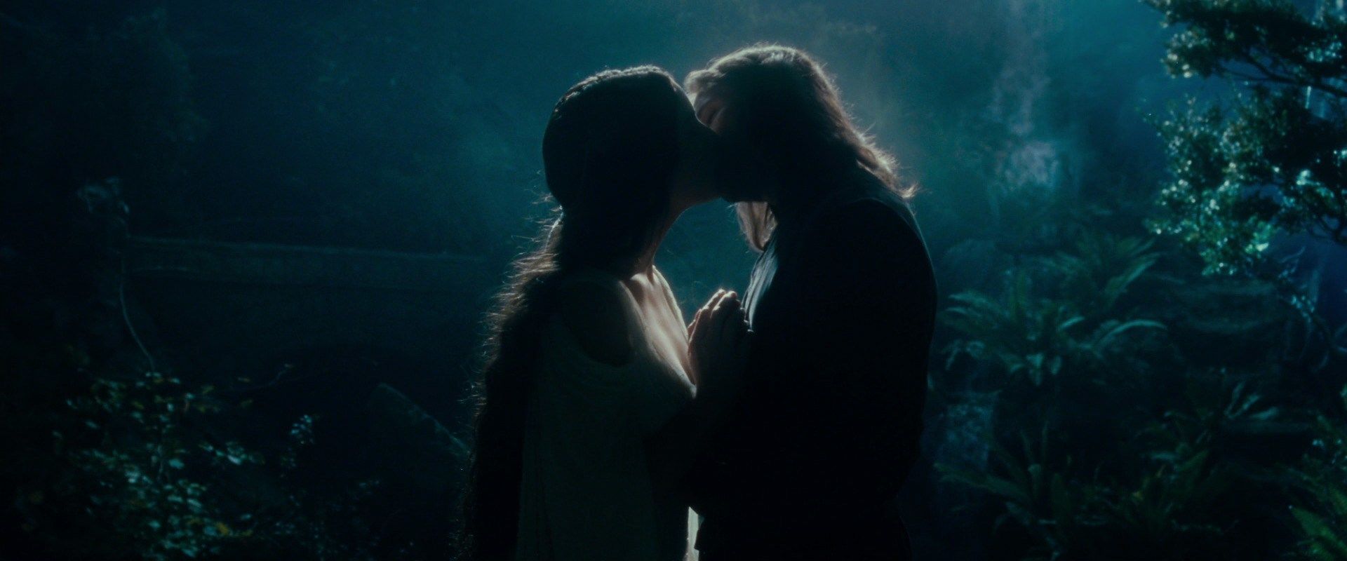 Arwen Aragorn Kiss